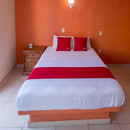 Hotel Casa Bravo Сіуатанехо Екстер'єр фото